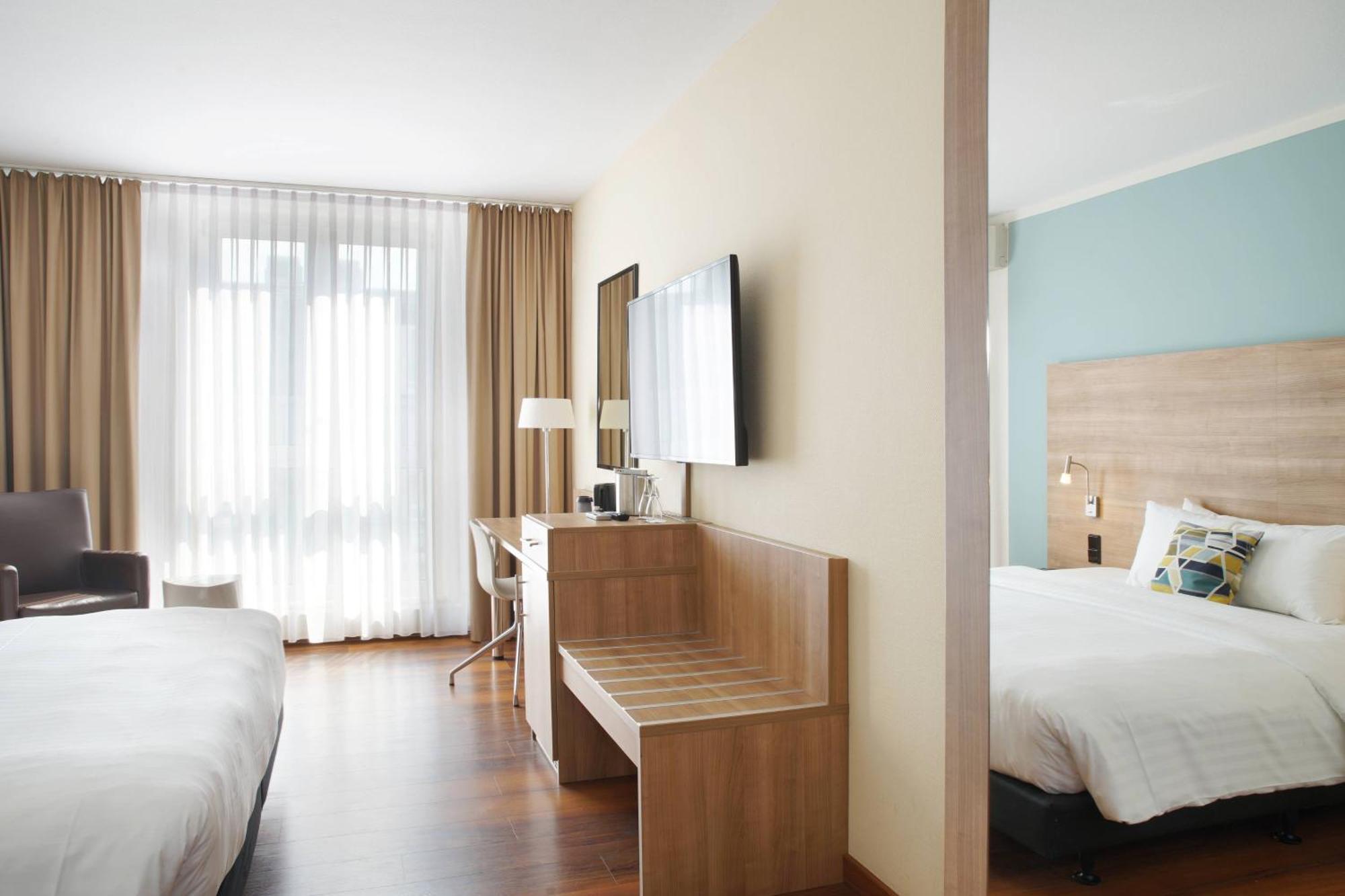 Courtyard By Marriott Hotel Dresden