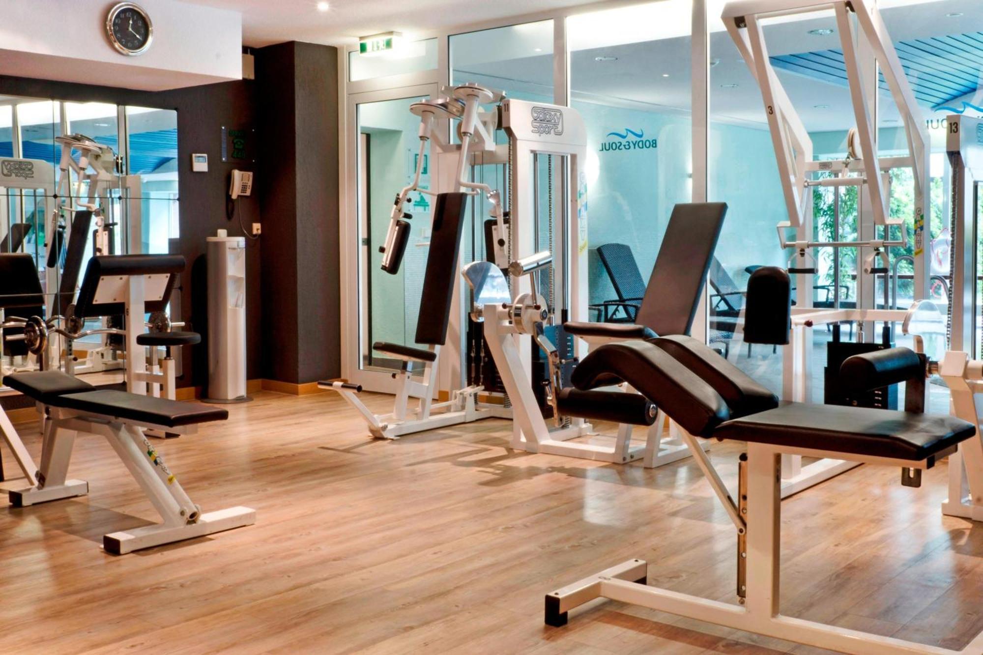 Courtyard By Marriott 4*