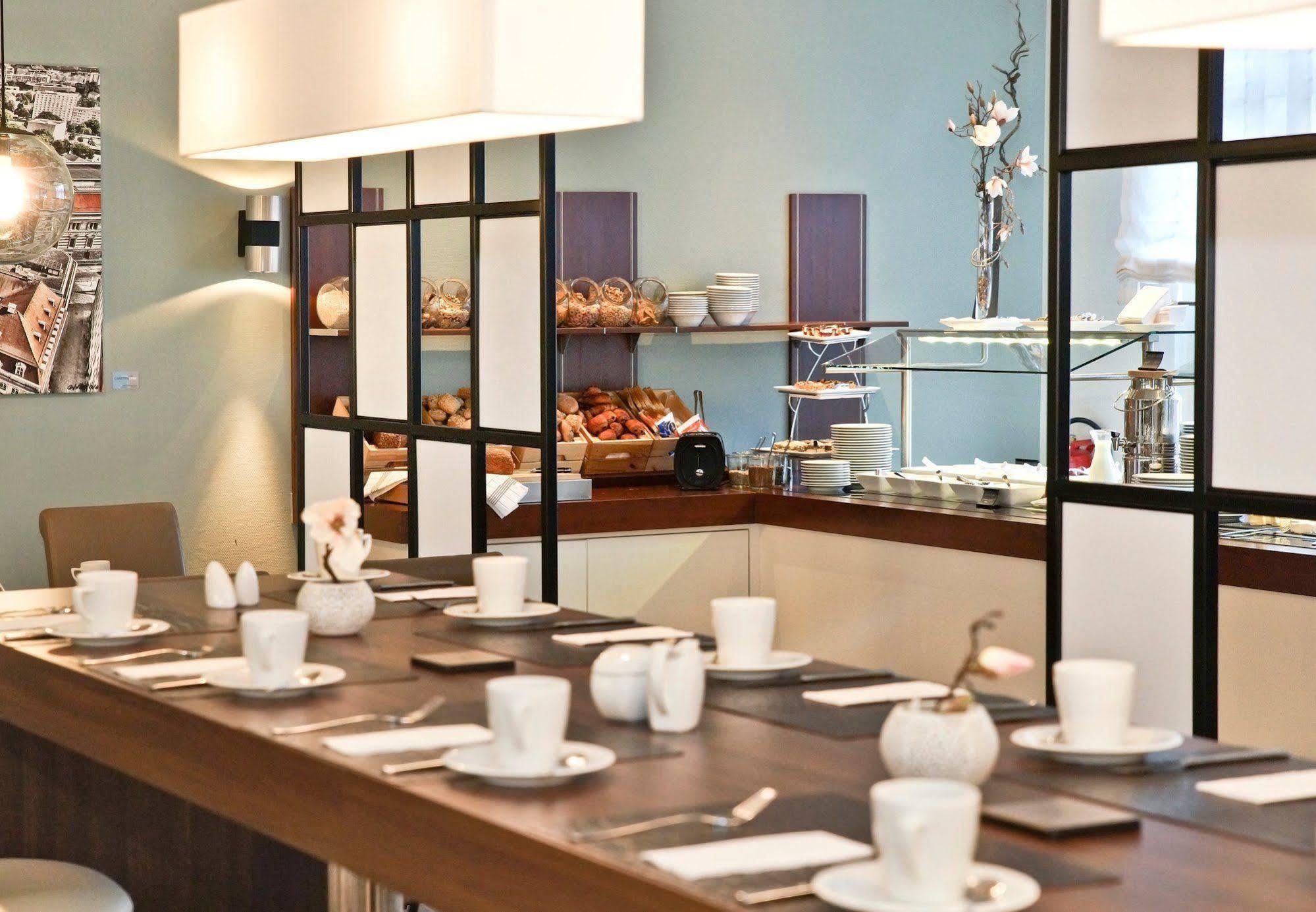 Hotel Courtyard By Marriott Dresda