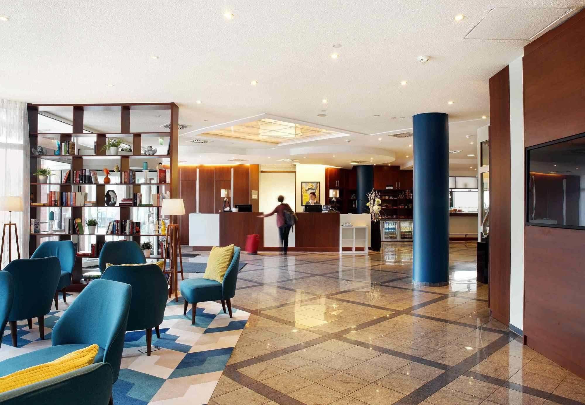 Courtyard By Marriott 4*